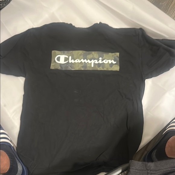 Champion Black Short Sleeve Tee - Picture 1 of 1